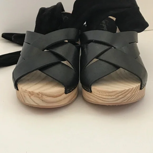 FREE PEOPLE Emmy Wrap Clog Black Ankle Wrap Sandal Women’s Size EU 37 - Picture 9 of 16